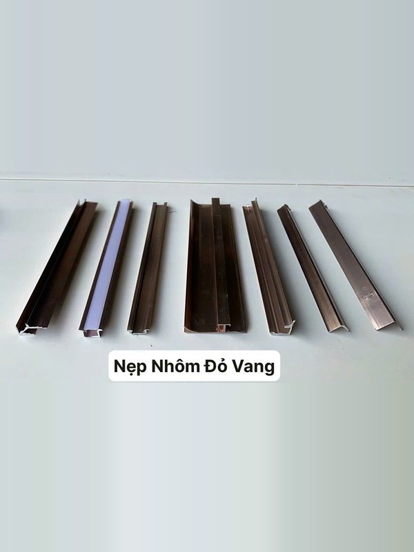 Nẹp Nhôm Đỏ Vang